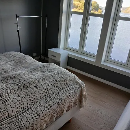 Semesterbostad Lind 046 - 6 Voksne 2 Barn *