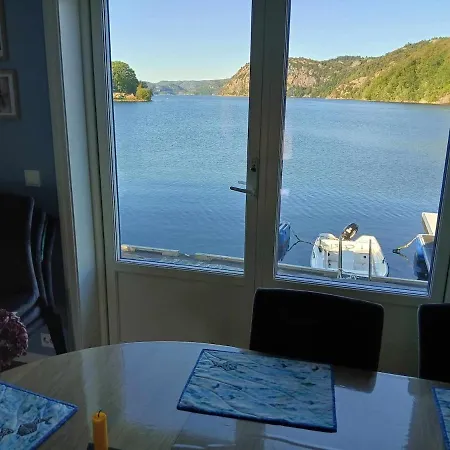 Vakantiehuis Lind 046 - 6 Voksne 2 Barn Spangereid